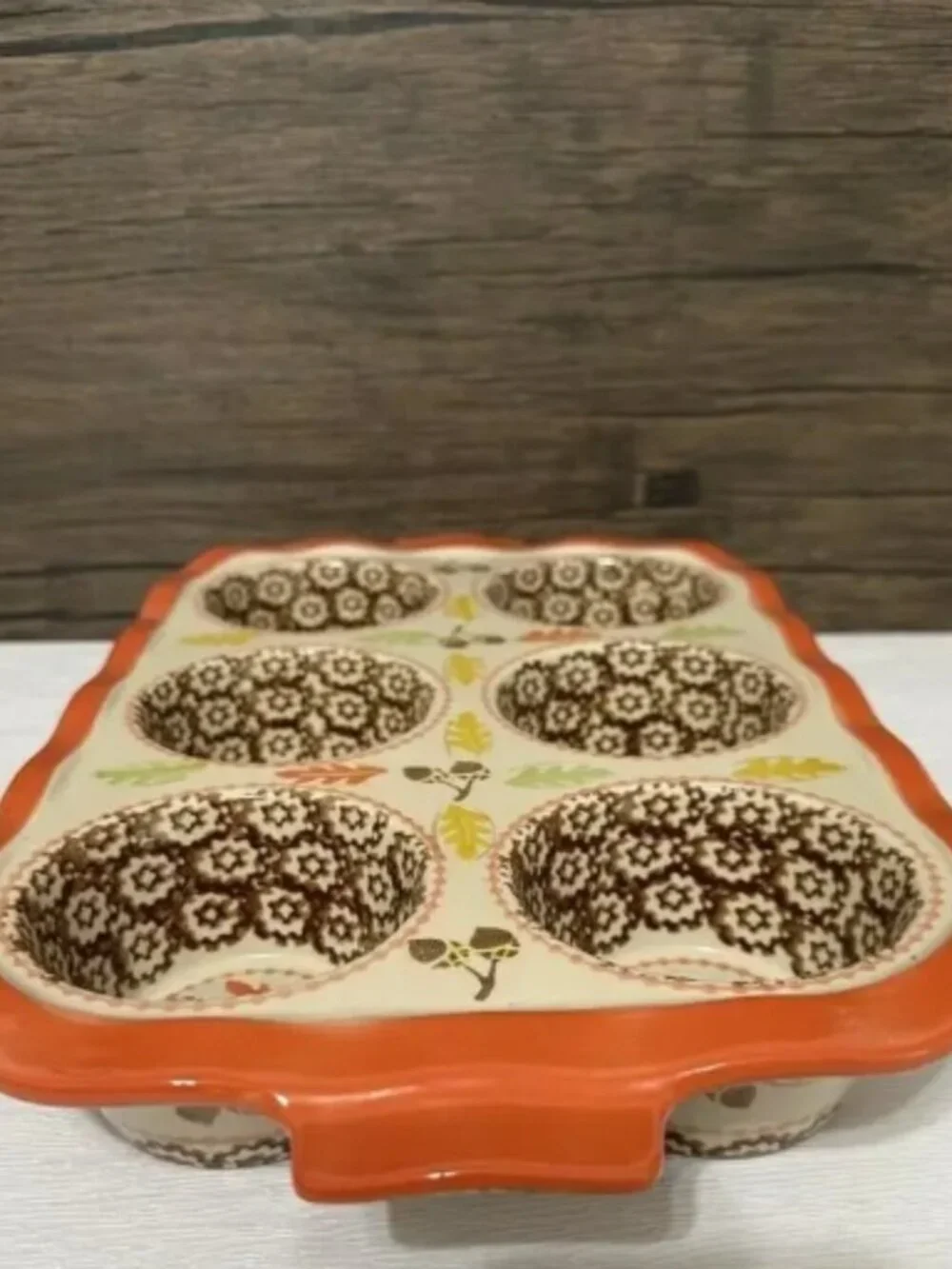 NEW Temptations by Tara Muffin Pan Old World Harvest Fall Acorns Cupcake